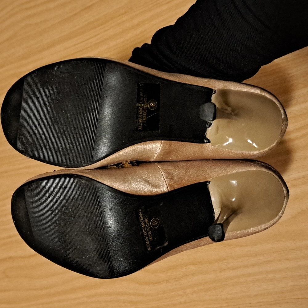 Gold occasion pumps - Picture 6 of 8